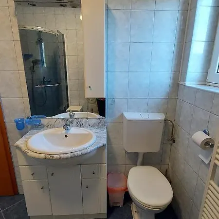 Soline Ada 프예스차나 우발라